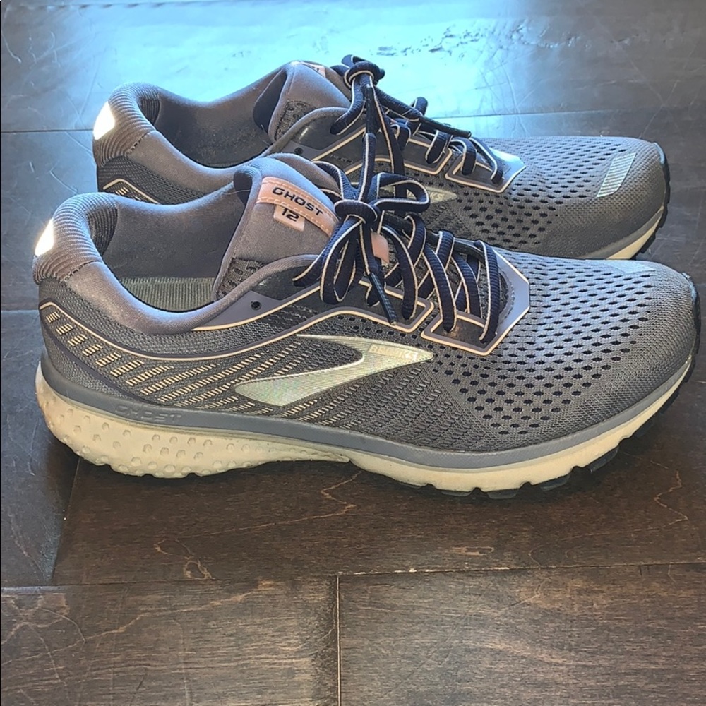 Brooks Ghost 12